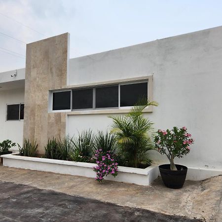 Pergola'S Road House Villa Campeche Bagian luar foto