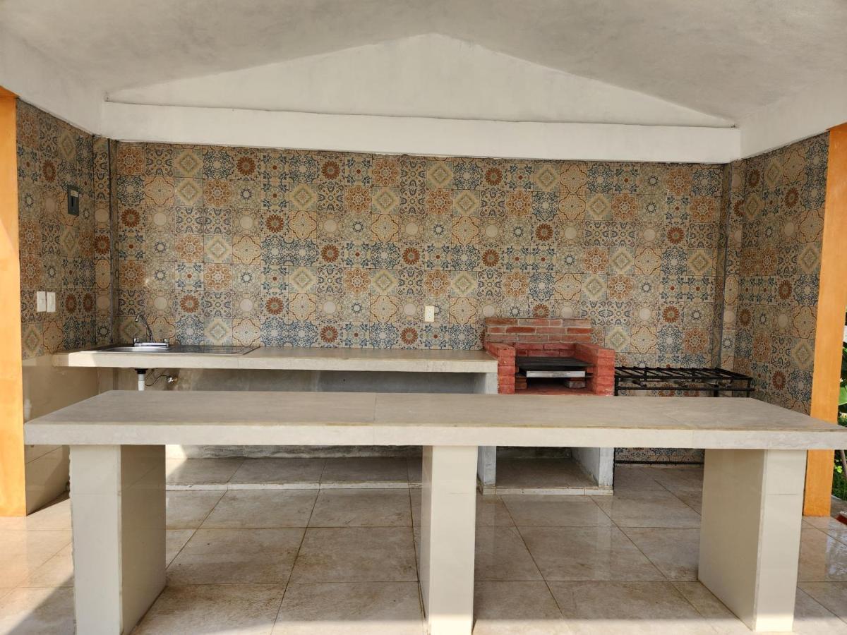Pergola'S Road House Villa Campeche Bagian luar foto